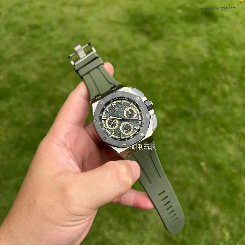 1:1 Super Clone Uhr Audemars Piguet Royal Oak Offshore 26420 Khaki-Grün Titan 43mm