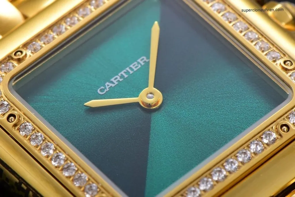 1:1 Super Clone Uhr Cartier Panthère WJPN0037 Gold mit Diamantlünette und grünem Zifferblatt 27x37mm