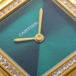 1:1 Super Clone Uhr Cartier Panthère WJPN0037 Gold mit Diamantlünette und grünem Zifferblatt 27x37mm