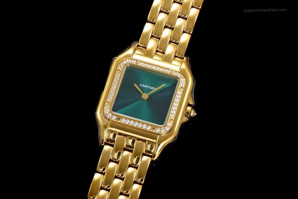 1:1 Super Clone Uhr Cartier Panthère WJPN0037 Gold mit Diamantlünette und grünem Zifferblatt 27x37mm