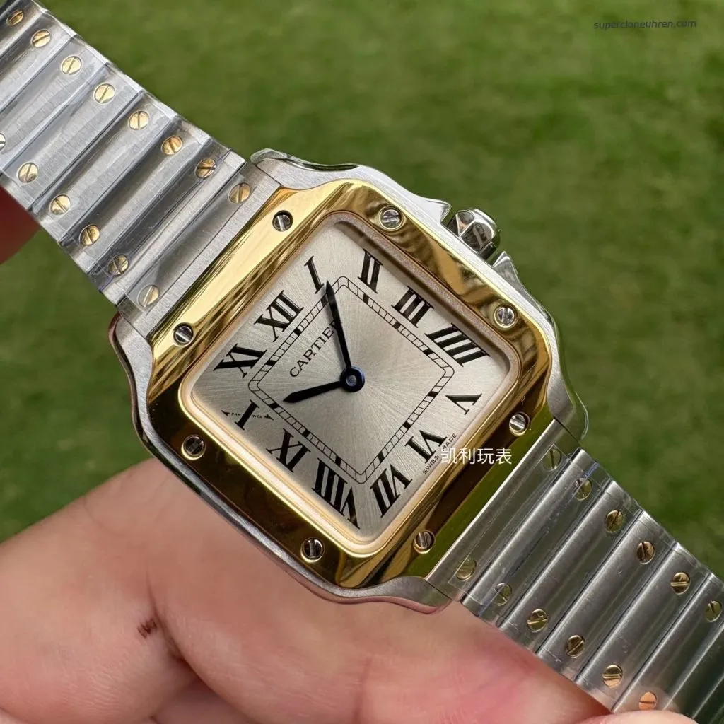 1:1 Super Clone Uhr Cartier Santos W2SA0033 Bicolor Gold mit blauen Zeigern 27×34,5mm