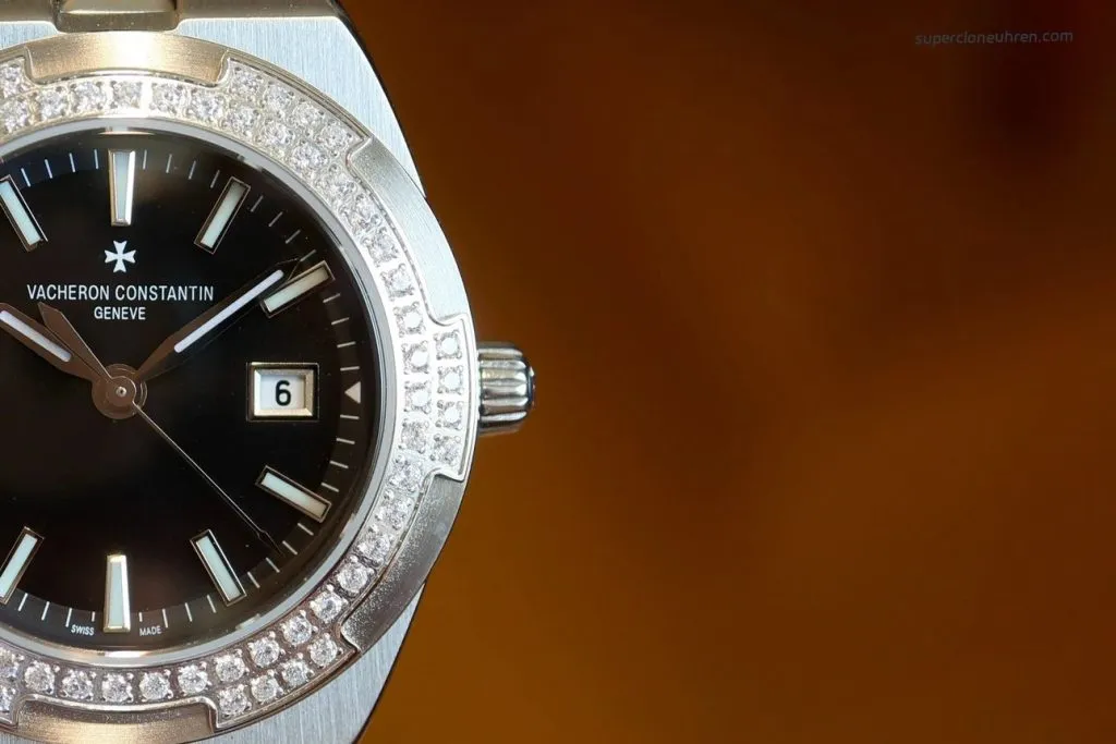 Super Clone Vacheron Constantin Overseas 1205V/100A-B591 Diamantlünette 33mm