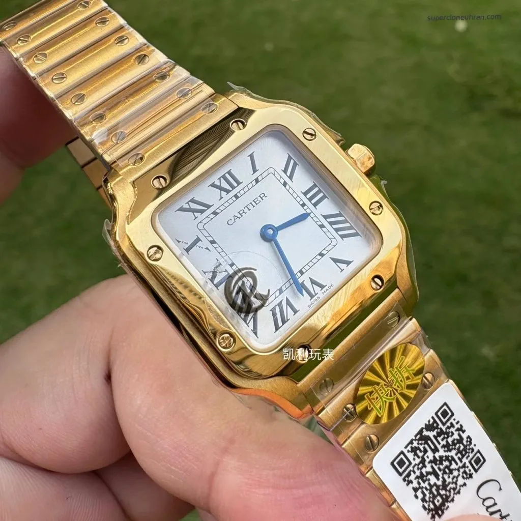 Super Clone Cartier Santos WGSA0107 Gelbgold Blaue Zeiger 27×34,5mm